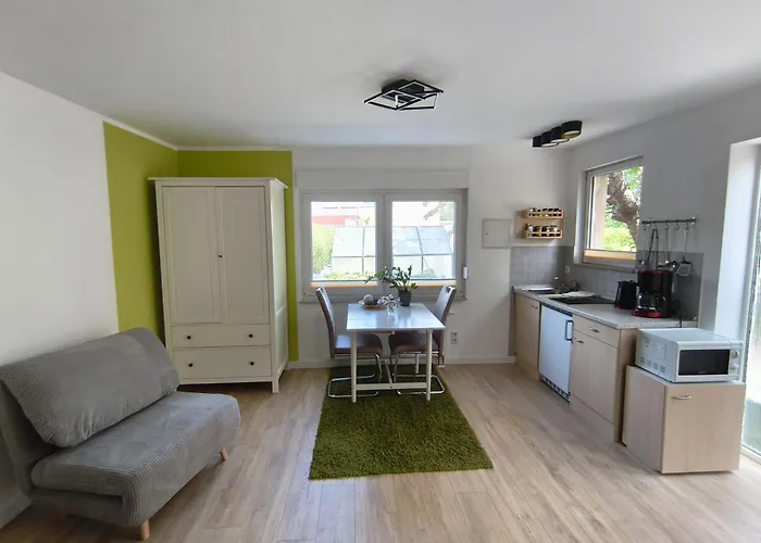 Fambiwo - In Guter Lage *