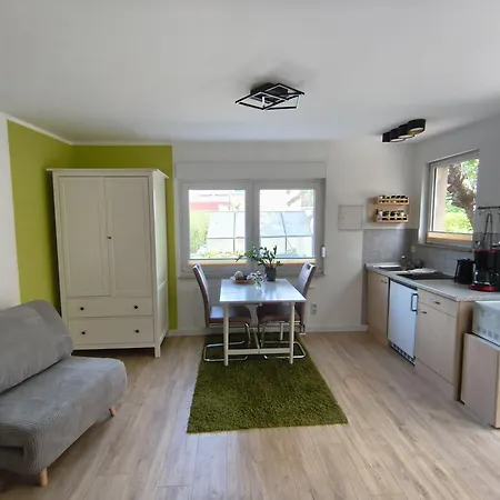 Fambiwo - In Guter Lage *